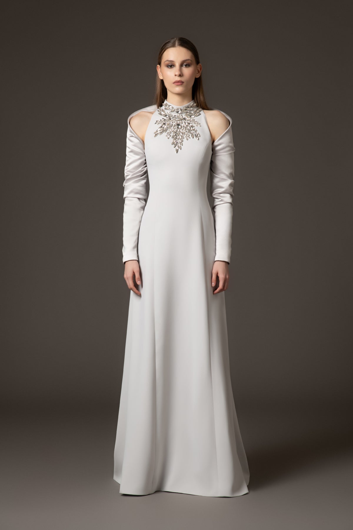 Halter neck light grey crêpe dress with crystal embroidery
