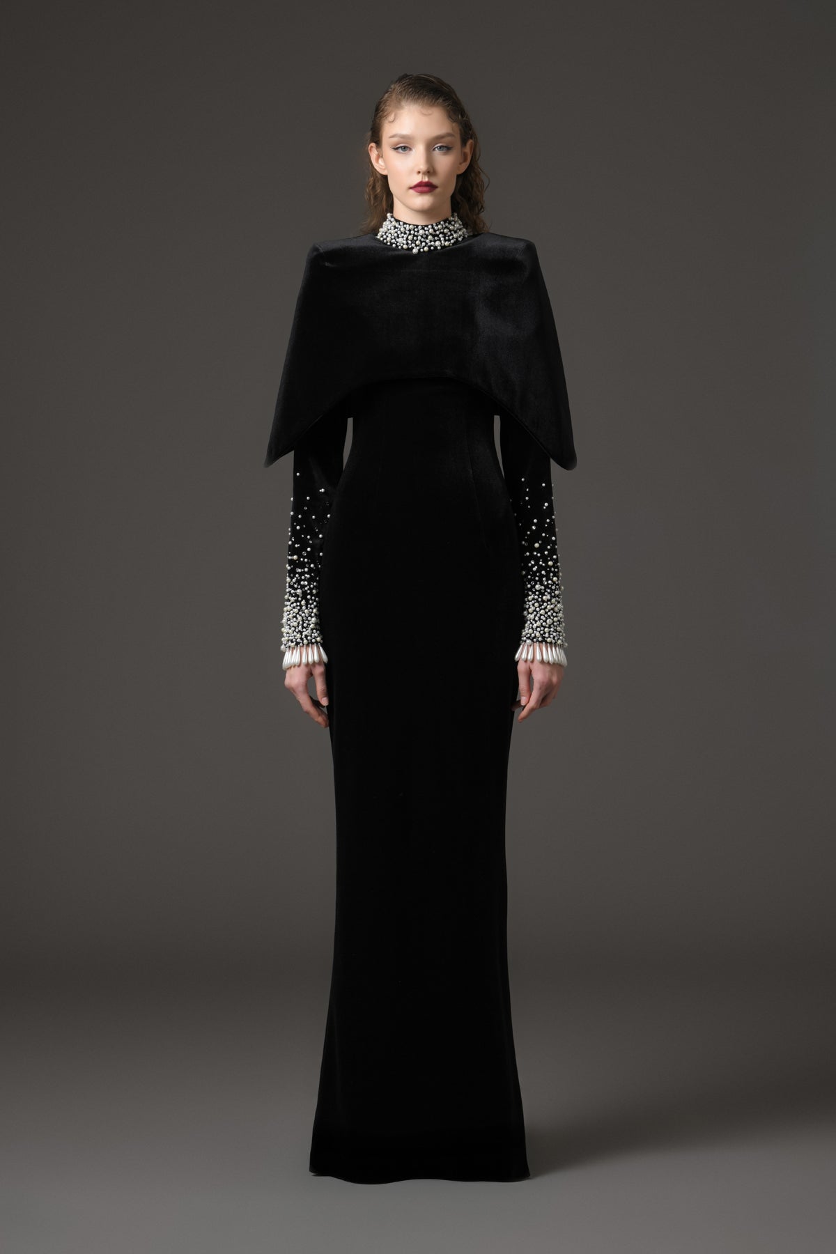 Black velvet dress featuring crystal and pearl embroidery‭‬