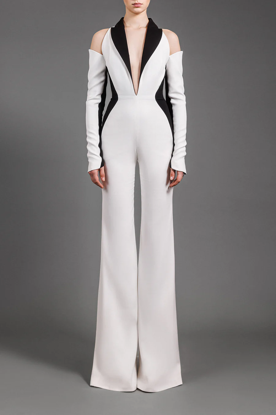 White crêpe jumpsuit with black collar