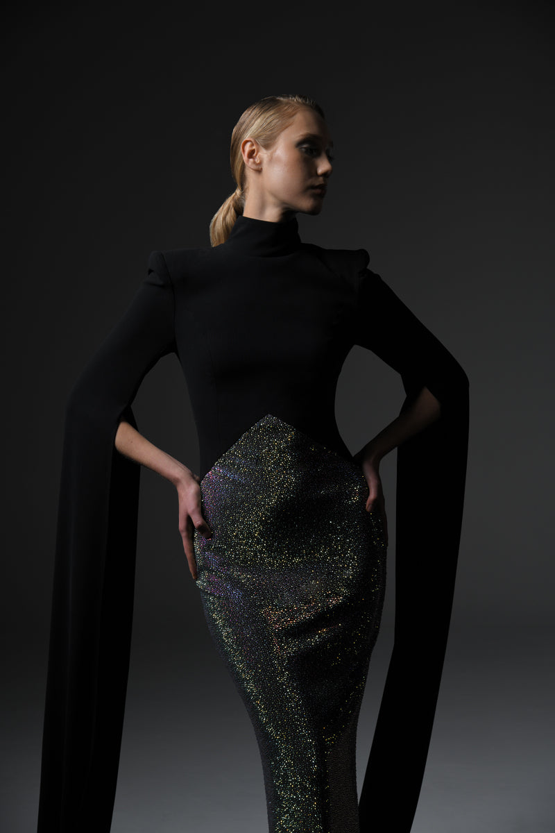 Black crêpe dress with cape sleeves