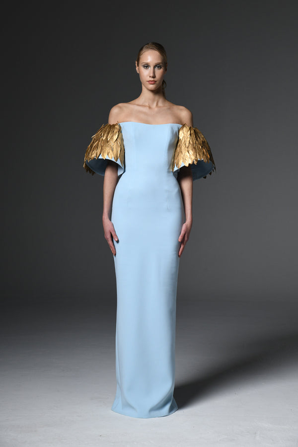 Light blue crêpe dress with feathers on sleeves