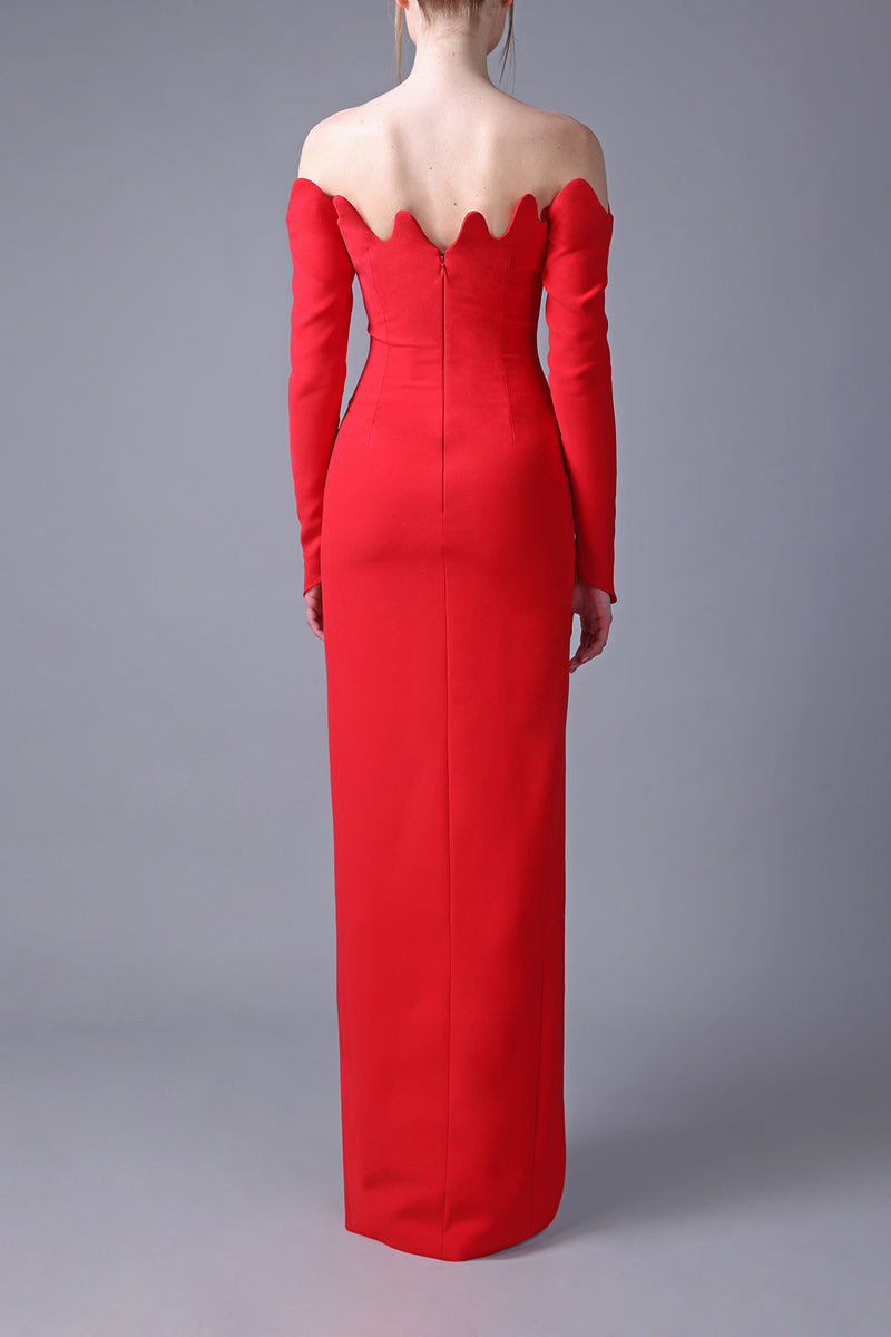 Strapless fitted red crêpe dress with waves structured neckline