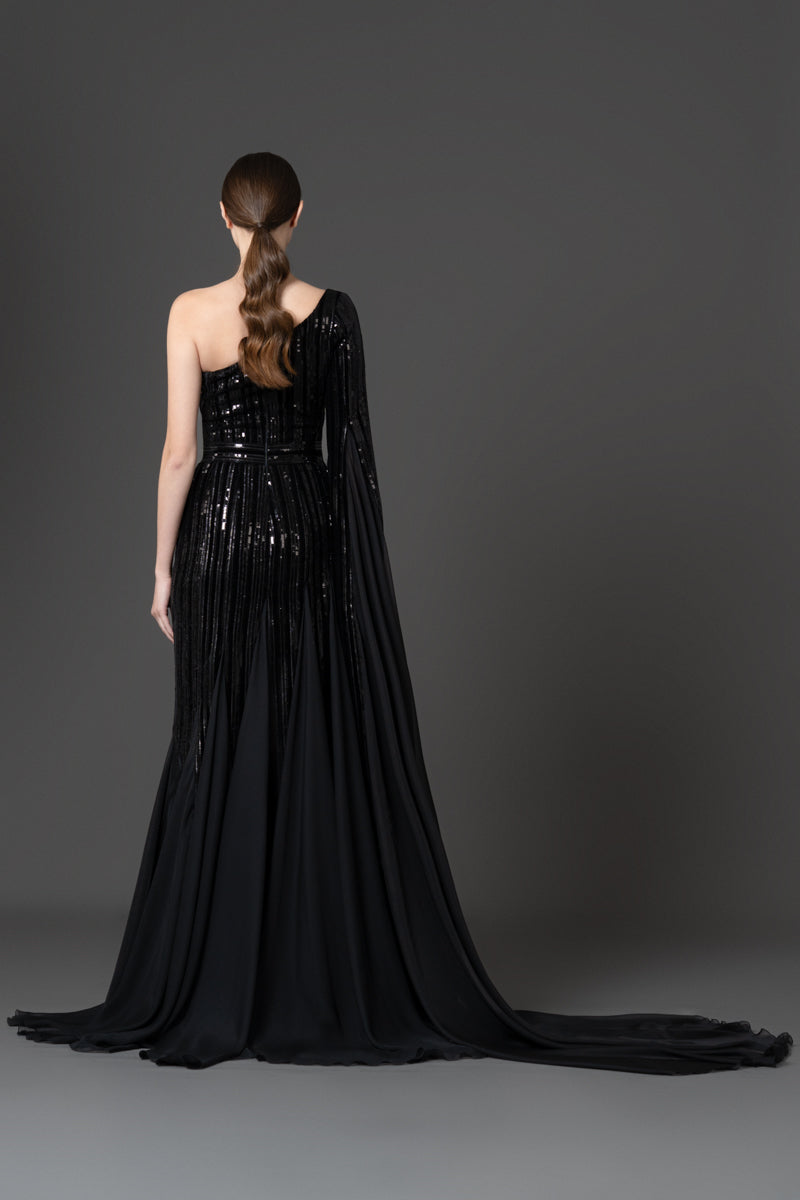 One-shoulder embroidered dress with chiffon