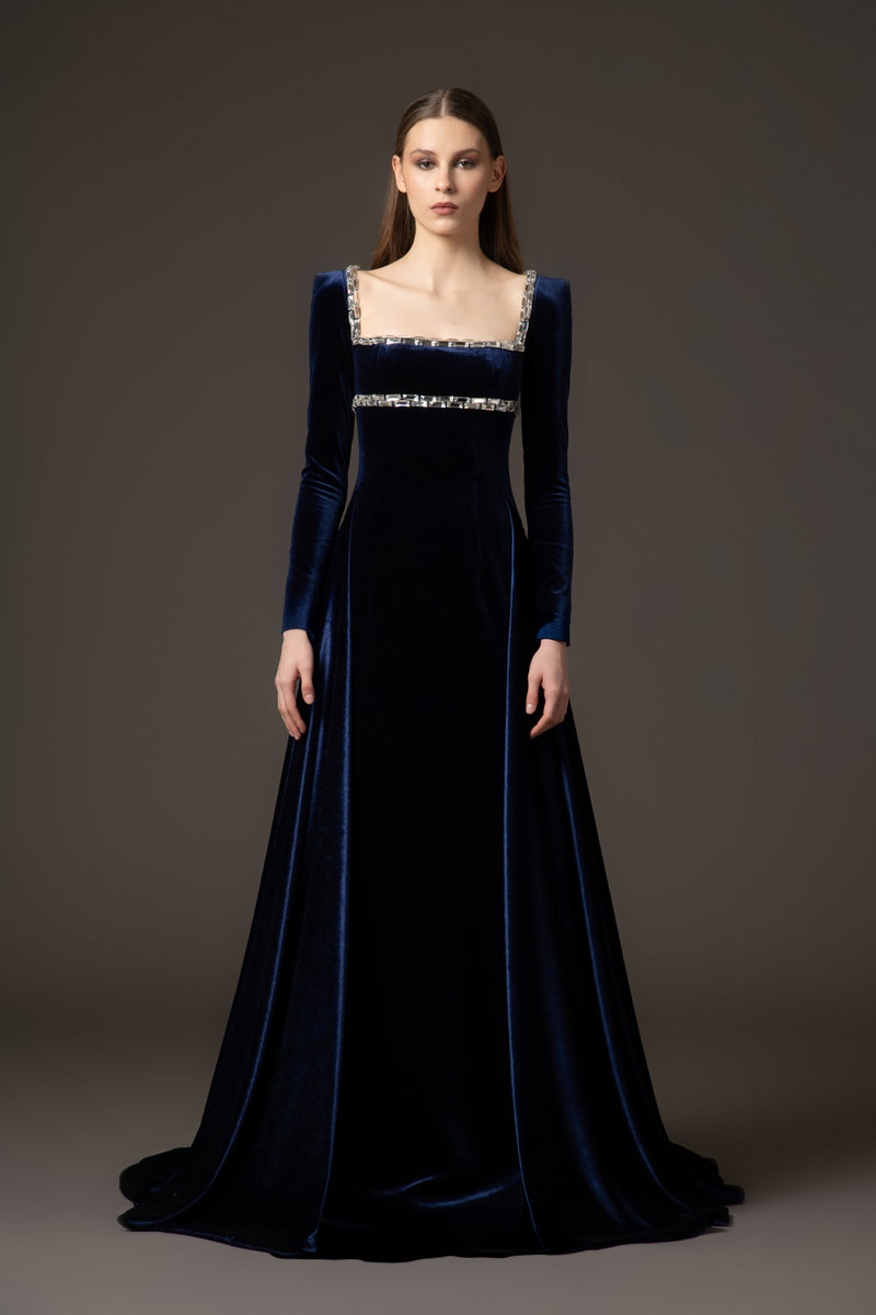 Velvet blue dress with baguette embroidery featuring an overskirt‭