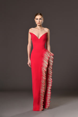 Strapless red crêpe dress with thread embroidered daisy petals on side slit