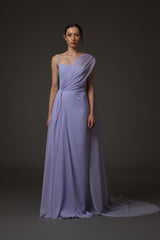 Lilac crêpe dress with chiffon