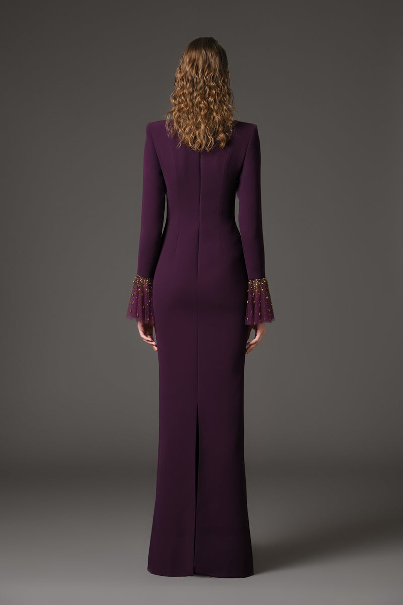 Embroidered burgundy crêpe dress with bell sleeves‭