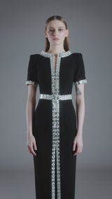 Black crêpe dress with baguette embroidery‭