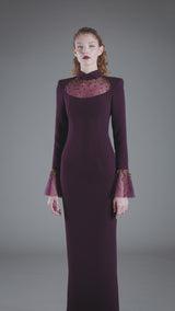 Embroidered burgundy crêpe dress with bell sleeves‭