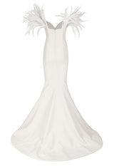 White silk crêpe mermaid gown with train